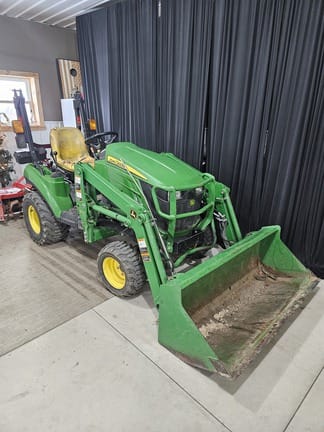 2016 John Deere 1023E Equipment Image0