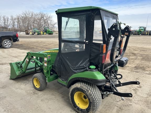 Image of John Deere 1025R equipment image 3
