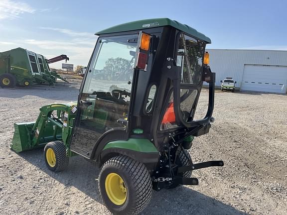 Image of John Deere 1025R equipment image 3