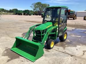 2016 John Deere 1025R Image