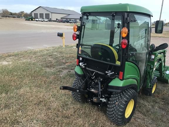 Image of John Deere 1025R equipment image 1