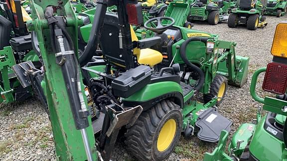 Image of John Deere 1025R equipment image 3