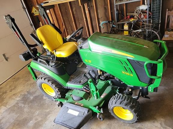 Image of John Deere 1025R Primary image