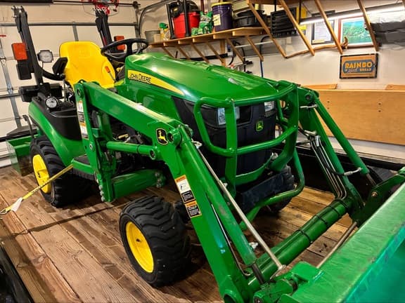 Image of John Deere 1025R equipment image 1