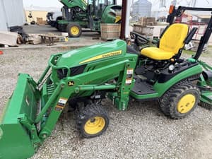 2016 John Deere 1025R Image
