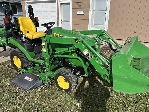 Image of John Deere 1025R equipment image 1