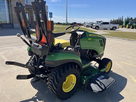 Image of John Deere 1025R equipment image 3