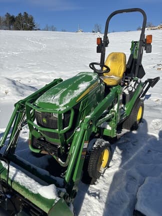 Image of John Deere 1025R equipment image 2