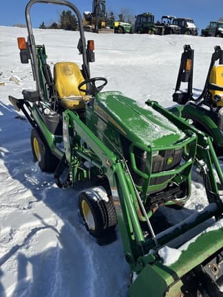 Image of John Deere 1025R equipment image 1