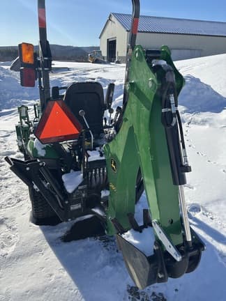 Image of John Deere 1025R equipment image 4