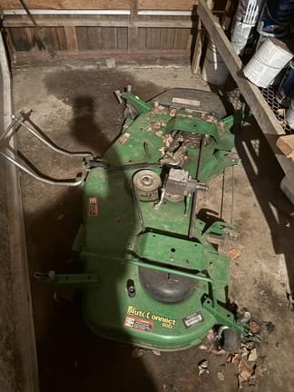 Image of John Deere 1025R equipment image 2