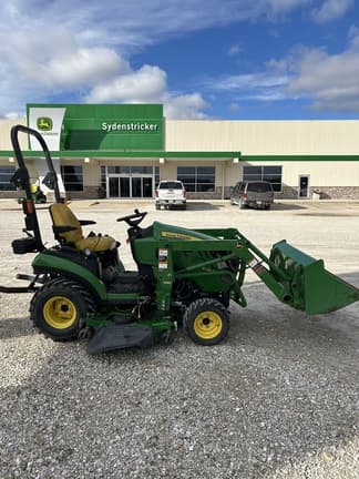 Image of John Deere 1025R equipment image 1