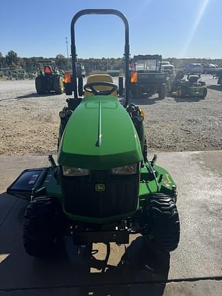 Image of John Deere 1025R equipment image 4