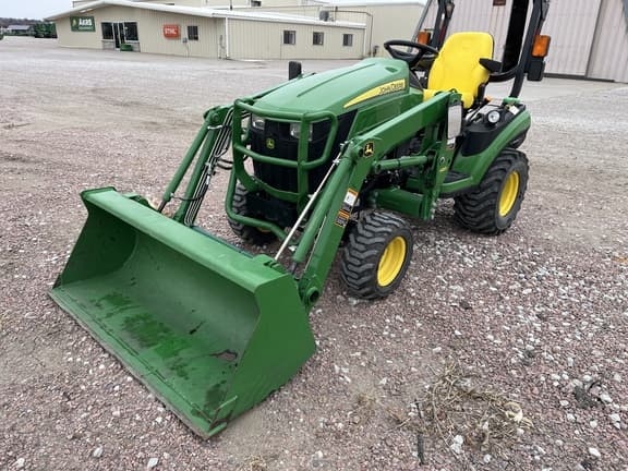 Image of John Deere 1025R equipment image 2