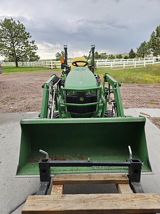 Image of John Deere 1025R equipment image 1
