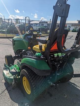 Image of John Deere 1025R equipment image 3