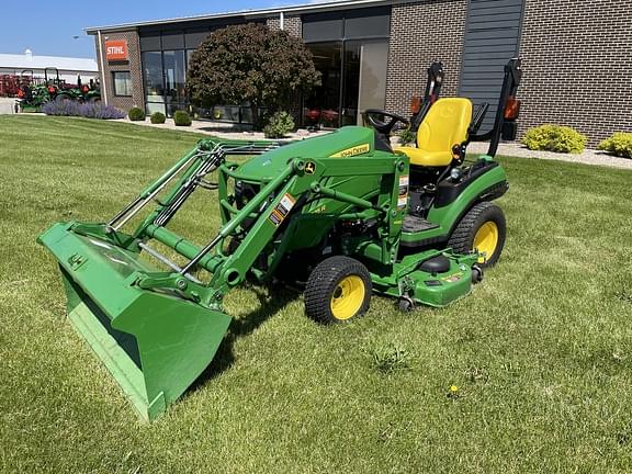 Image of John Deere 1025R equipment image 2