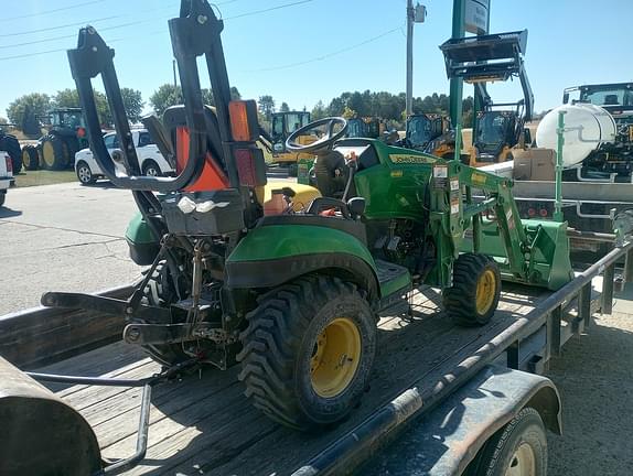 Image of John Deere 1025R equipment image 4