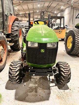 Image of John Deere 1025R equipment image 1