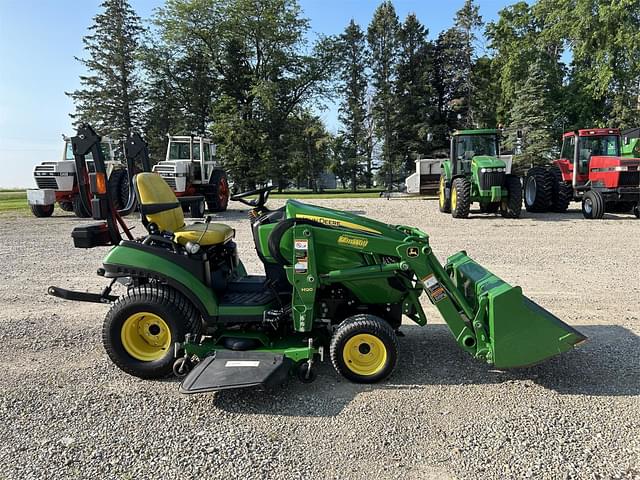 Image of John Deere 1025R equipment image 4