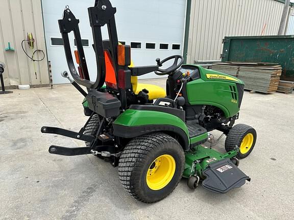 Image of John Deere 1025R equipment image 2