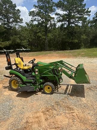 Image of John Deere 1025R equipment image 2