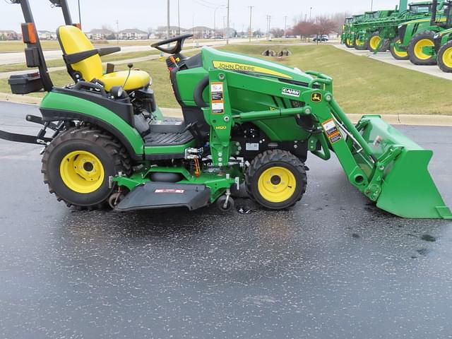 Image of John Deere 1025R equipment image 3