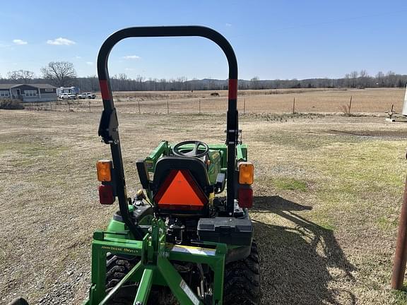 Image of John Deere 1025R equipment image 2