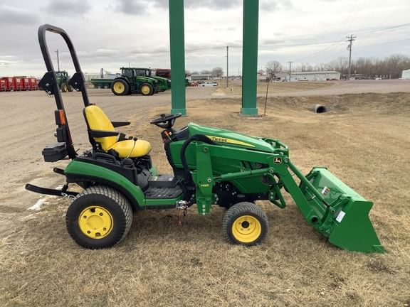Main image John Deere 1025R
