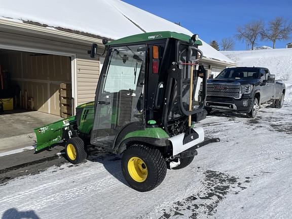 Image of John Deere 1025R equipment image 2