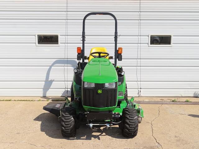 Image of John Deere 1025R equipment image 3