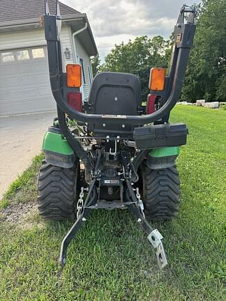 Image of John Deere 1025R equipment image 3