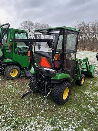 Image of John Deere 1025R equipment image 2