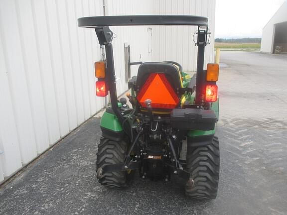 Image of John Deere 1025R equipment image 3