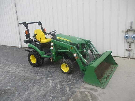 Image of John Deere 1025R Primary image