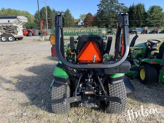 Image of John Deere 1025R equipment image 3