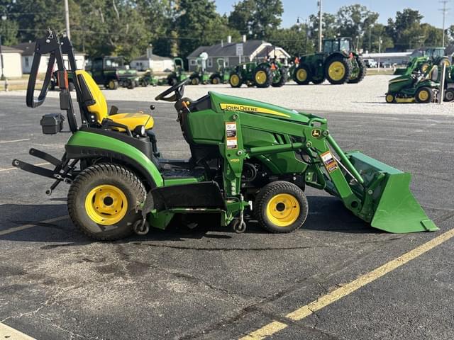 Image of John Deere 1025R equipment image 2