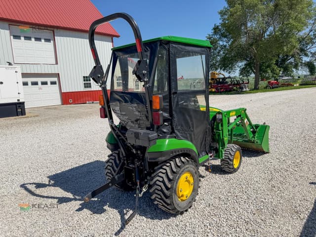 Image of John Deere 1025R equipment image 4