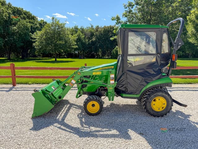 Image of John Deere 1025R equipment image 1