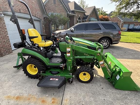 Image of John Deere 1025R equipment image 1