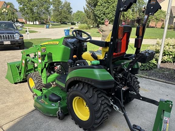 Image of John Deere 1025R equipment image 4