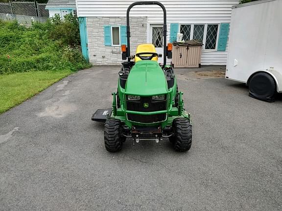 Image of John Deere 1025R equipment image 2