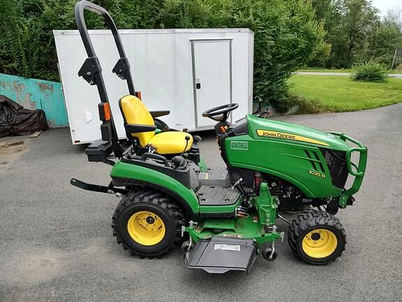 Image of John Deere 1025R equipment image 1