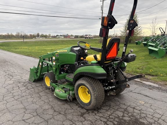 Image of John Deere 1025R equipment image 1