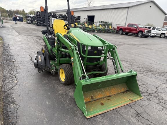 Image of John Deere 1025R equipment image 3