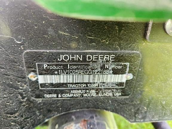 Image of John Deere 1025R equipment image 4