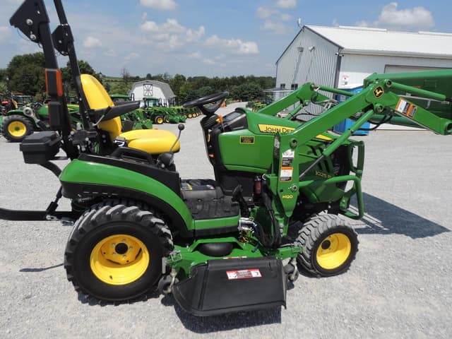 Image of John Deere 1025R equipment image 4