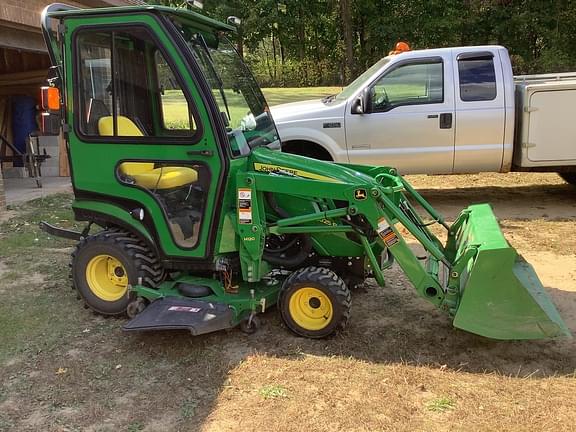 Image of John Deere 1025R equipment image 1