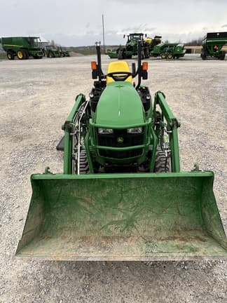 Image of John Deere 1025R equipment image 3