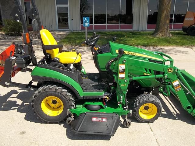 Image of John Deere 1025R equipment image 4
